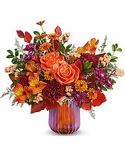TELEFLORA\'S AMBER GLOW CENTERPIECE