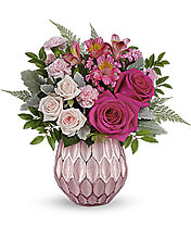 TELEFLORA\'S PRETTY LOVE